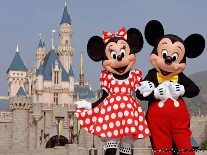 ホリデイ イン ホテル&スイーツ アナハイム 設備 写真